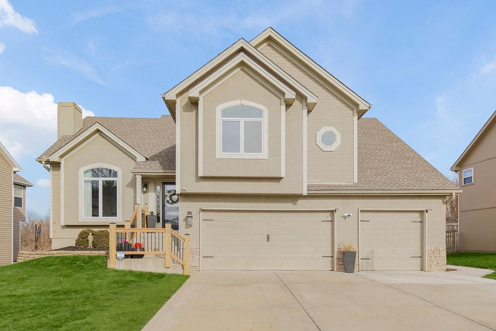 13015 Ridgeview Platte City, MO 64079 - Photo 1 of 1