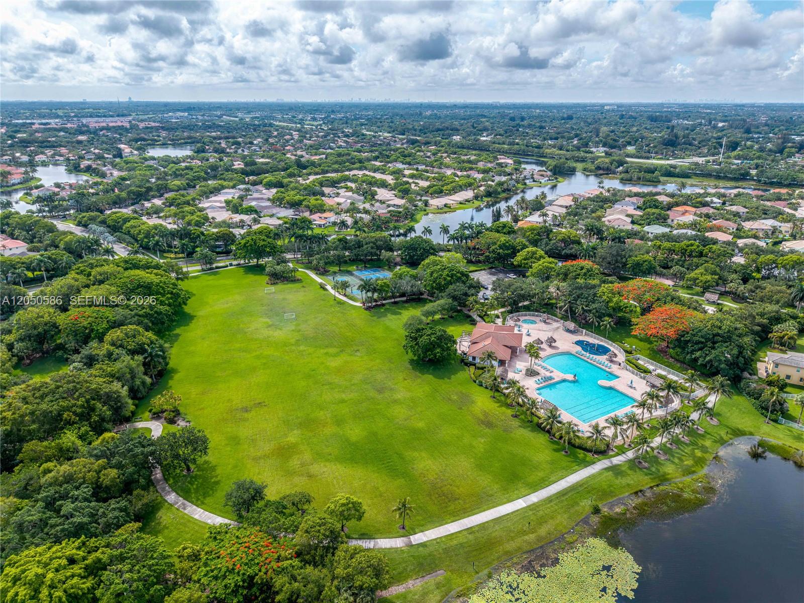 3855 Oak Ridge Circle Weston, FL 33331 - Photo 43 of 58