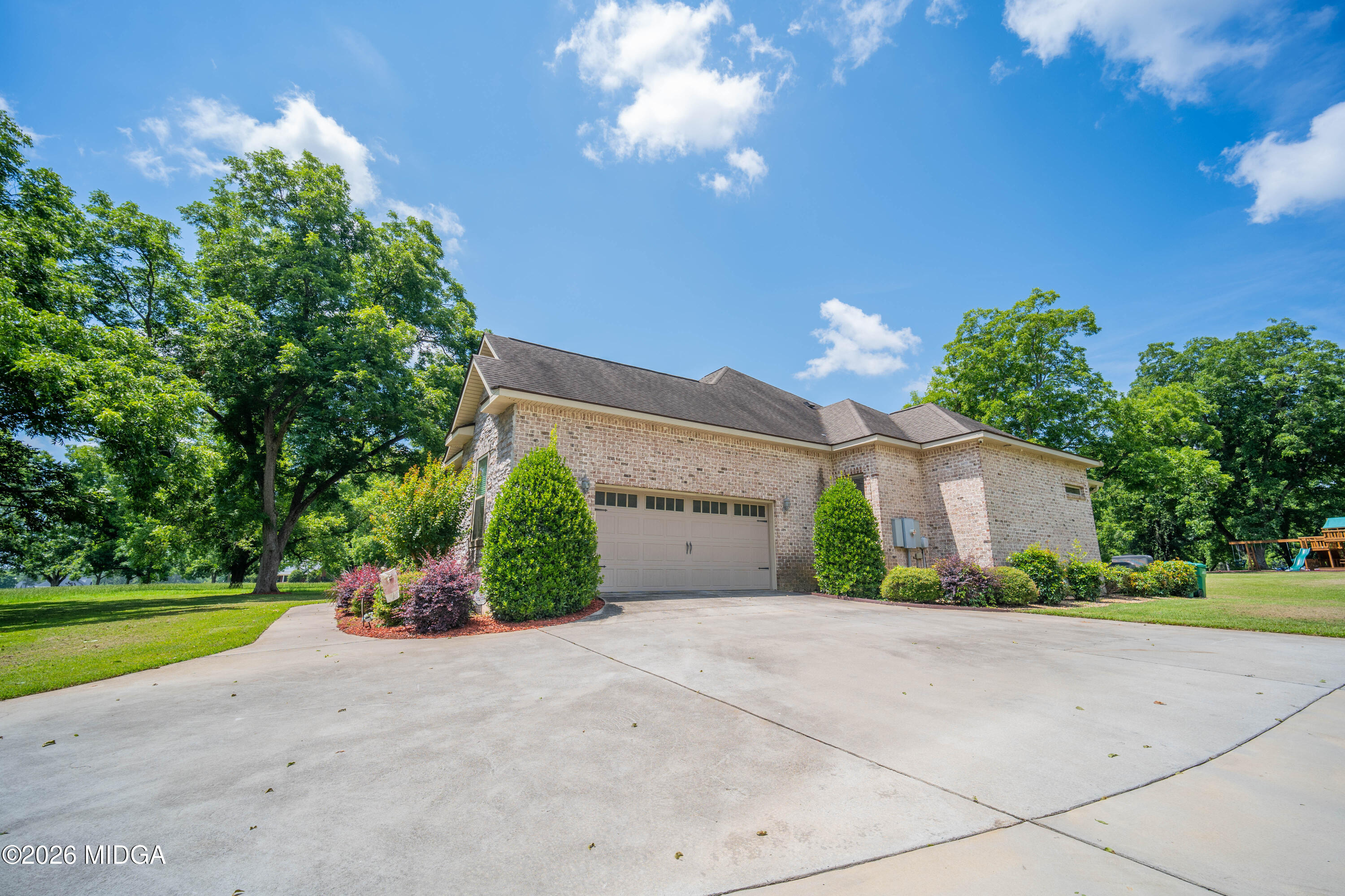 917 Broken Arrow Trail Perry, GA 31069 - Photo 5 of 34 A-10