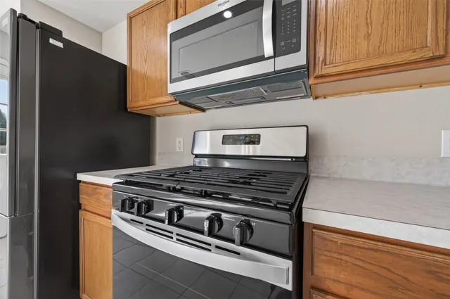 $2,100 | 1319 Emilee Court, Rosenberg, TX 77471