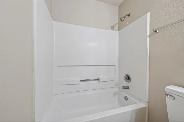 $2,100 | 1319 Emilee Court, Rosenberg, TX 77471