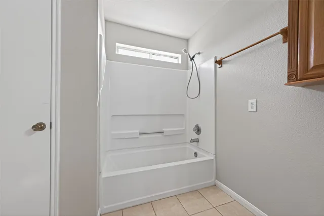 $2,100 | 1319 Emilee Court, Rosenberg, TX 77471