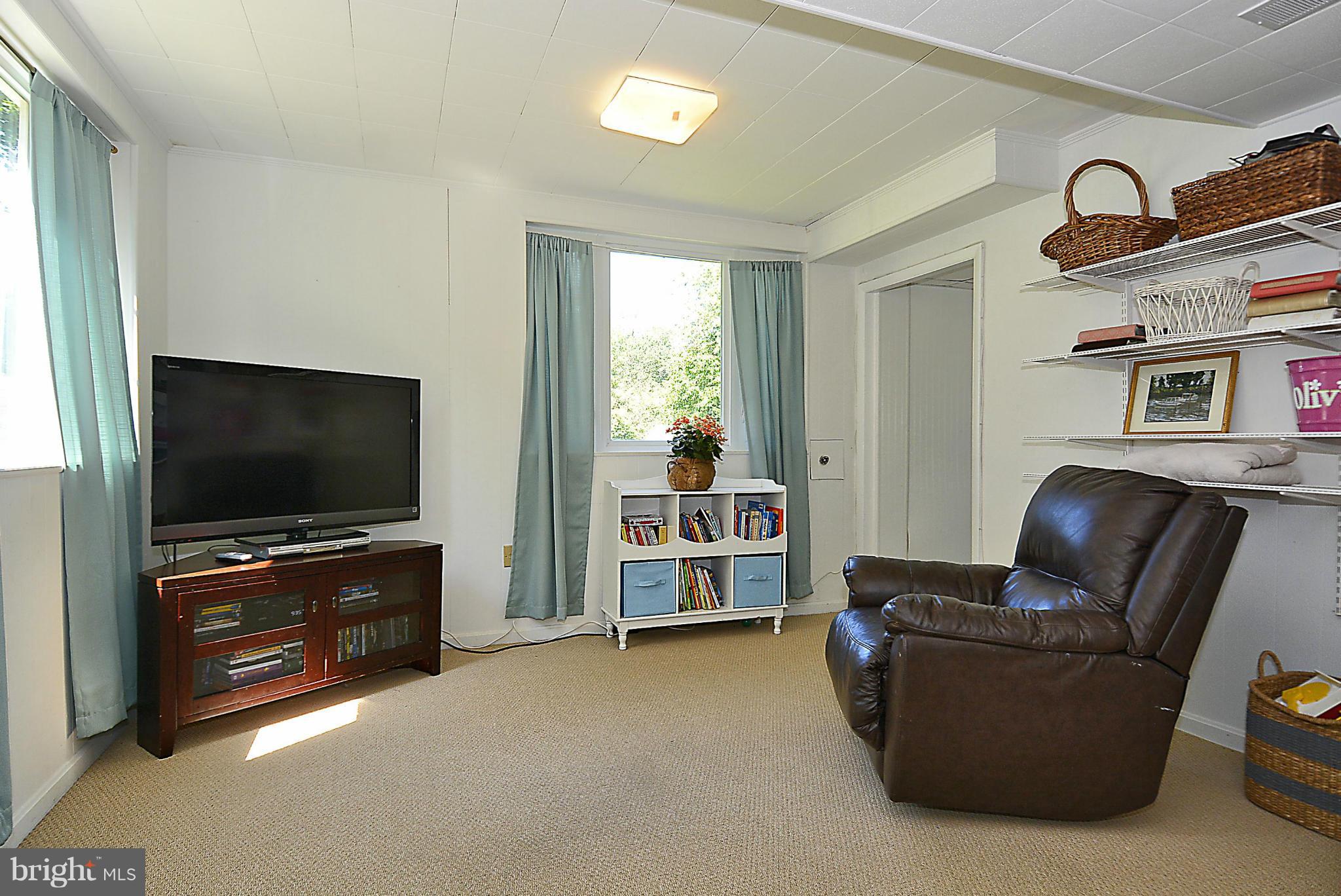4712 Edgefield Road Bethesda, MD 20814 - Photo 23 of 26 Family Room - Lower Level