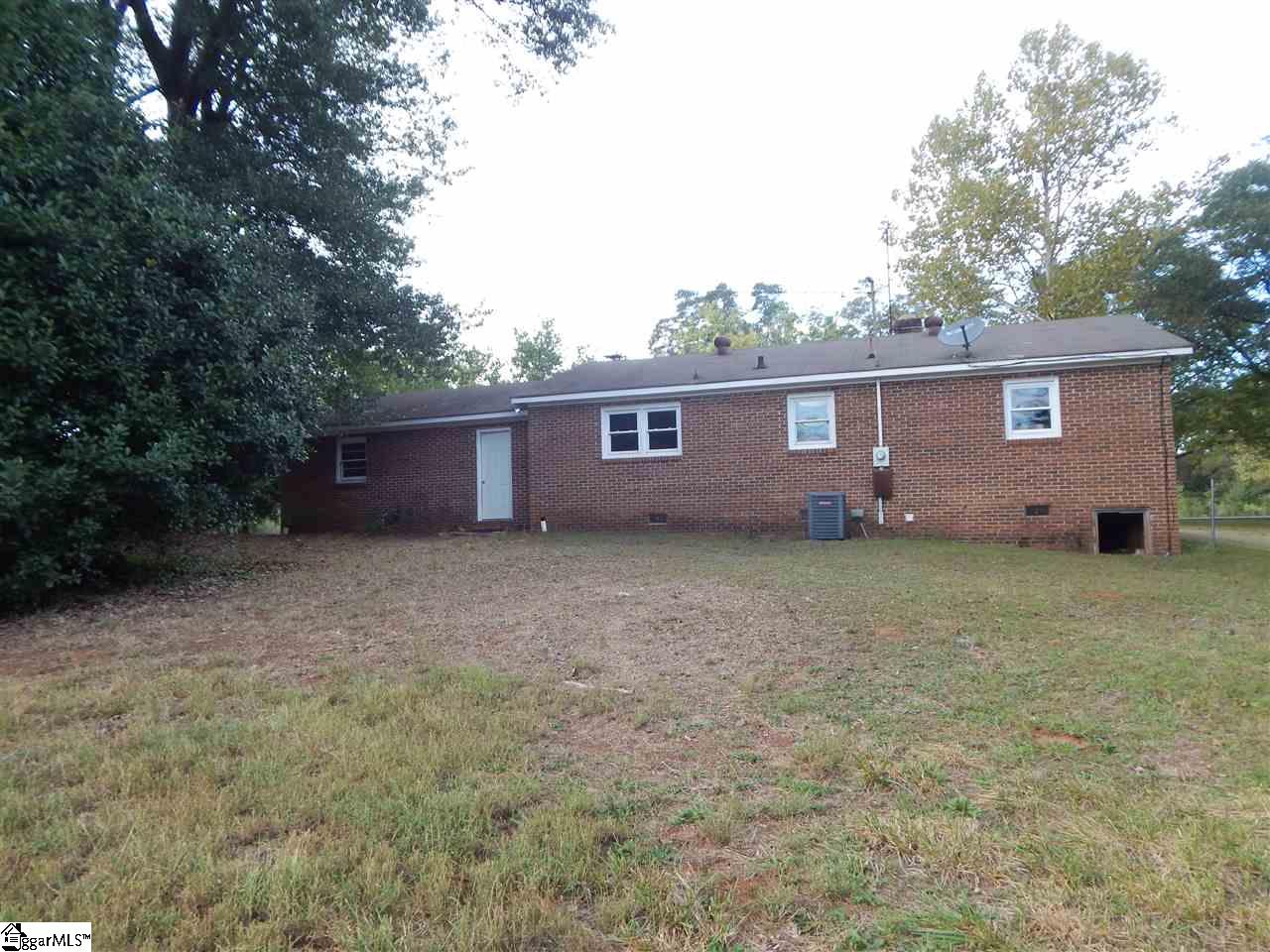 207 State Rd S-42-653 Duncan, SC 29334 - Photo 4 of 13