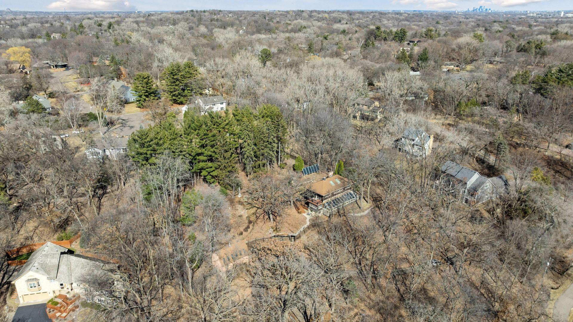 5338 Highland Road Minnetonka, MN 55345 - Photo 7 of 23