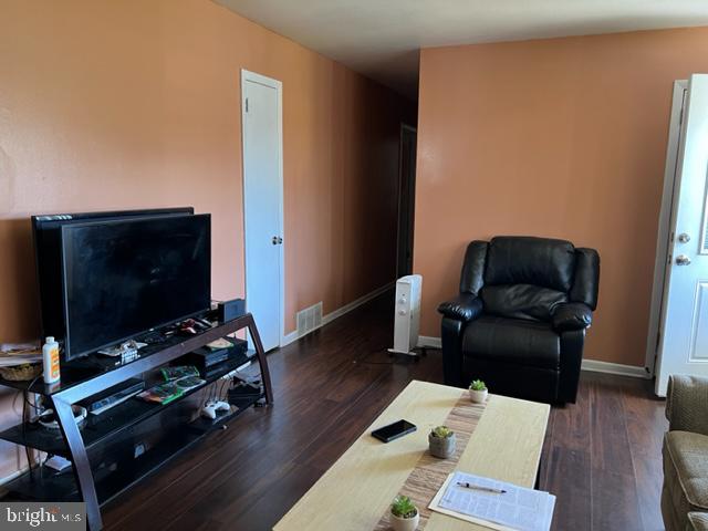 1820 West Walnut Road Vineland, NJ 08360 - Photo 2 of 6 Gallery Image 2