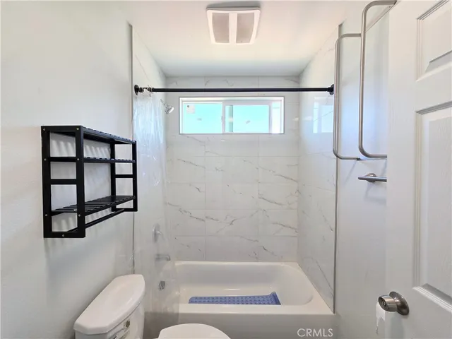 $3,295 | 720 West Cherry Street, Compton, CA 90222