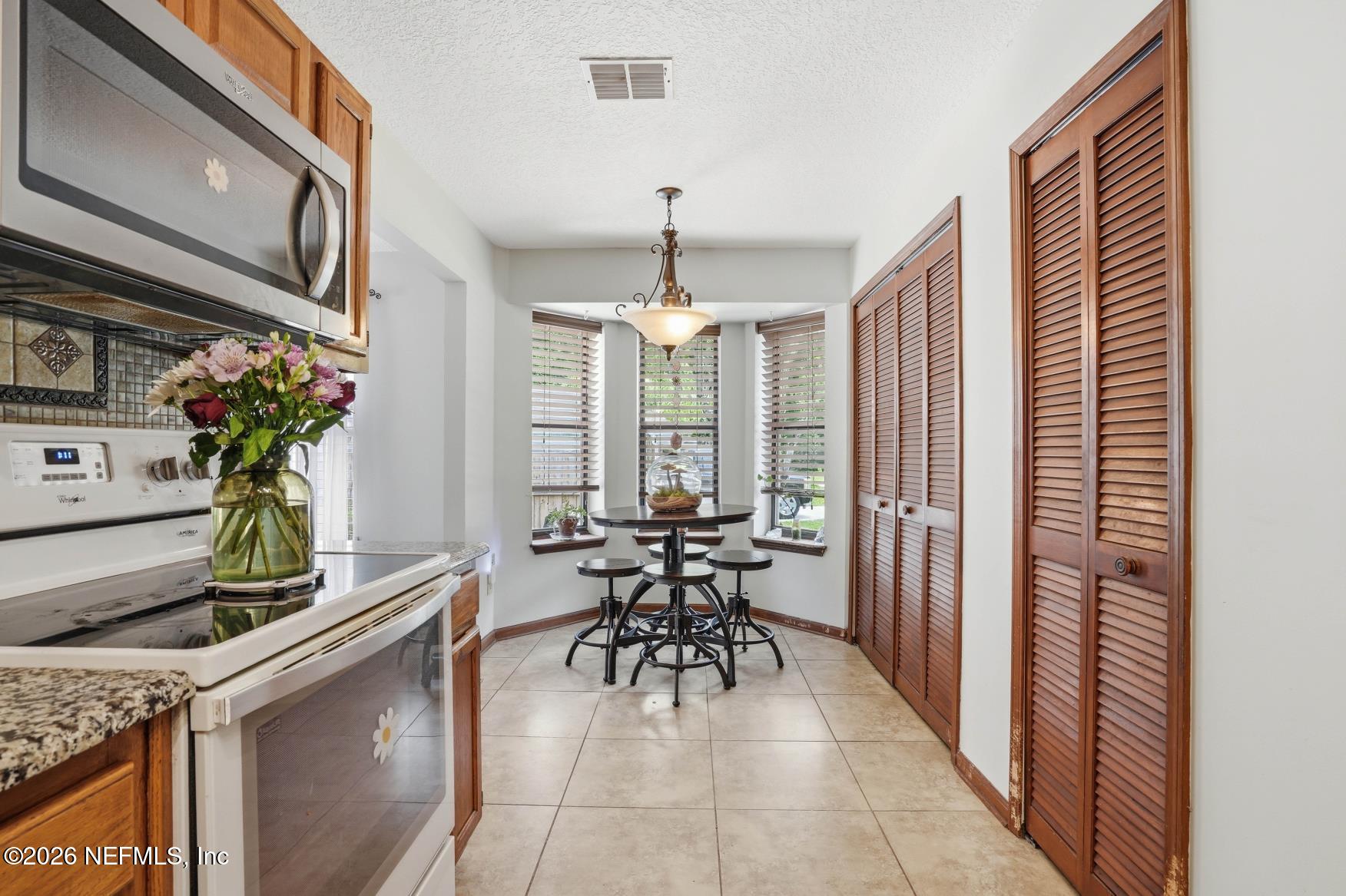 12551 Moose Road Jacksonville, FL 32226 - Photo 14 of 34 Eat in Kitchen