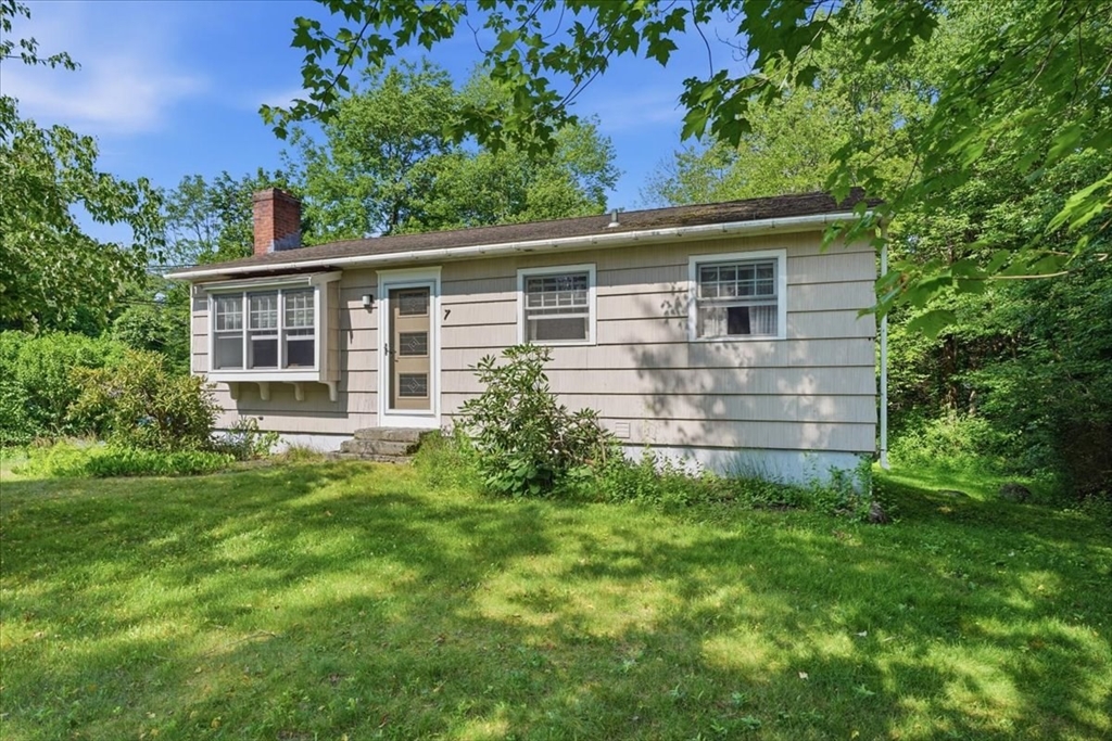 7 Hornbeam Road Scituate, MA 02066 - Photo 2 of 39