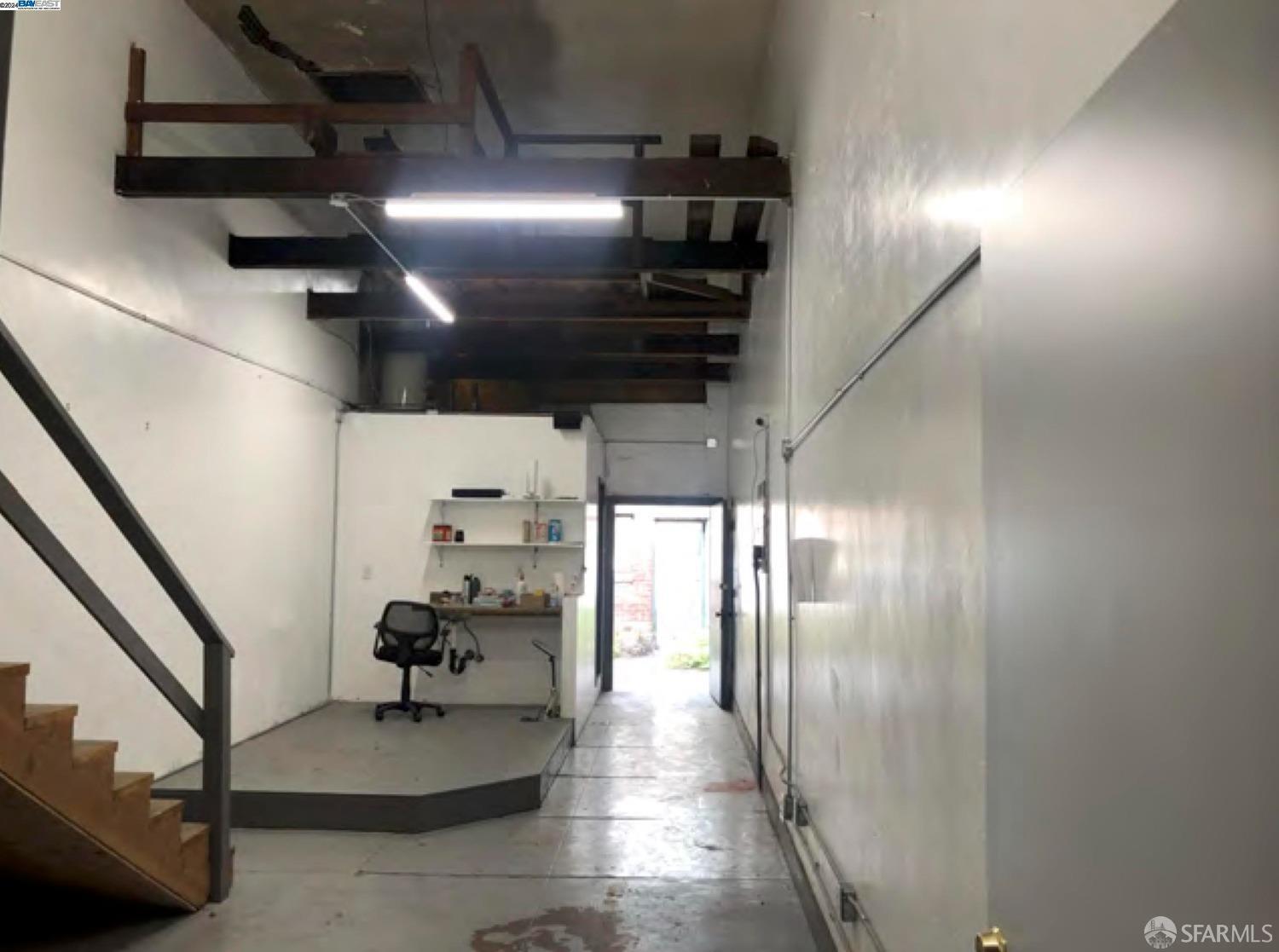 528 7th Street Oakland, CA 94607 - Photo 2 of 5