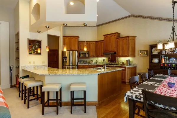 $3,800 | 5432 West Burning Bush Lane, Mequon, WI 53092