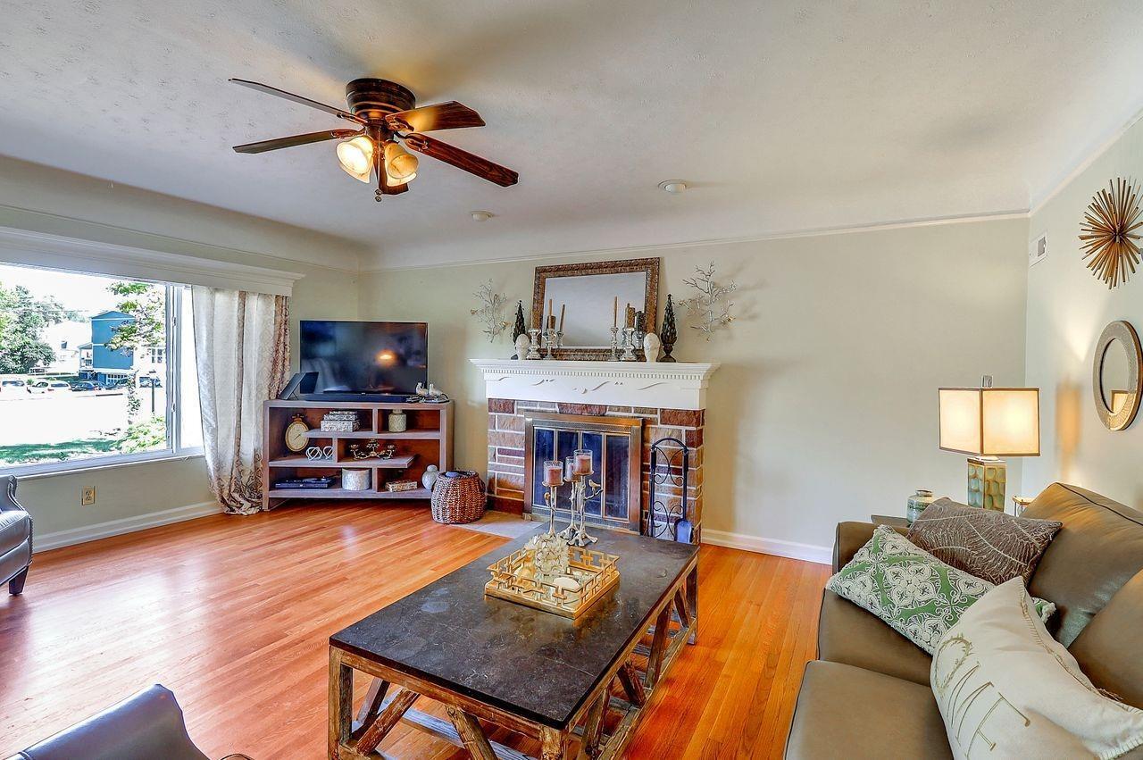 9653 Winton Road Cincinnati, OH 45231 - Photo 4 of 45