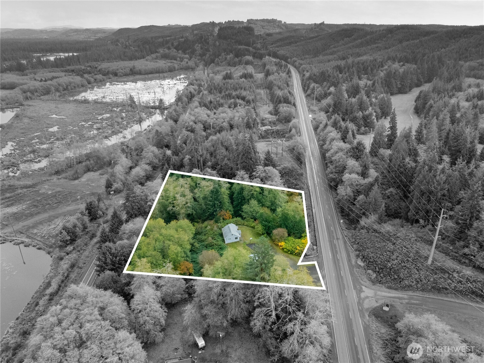 2405 1st Street Cosmopolis, WA 98537 - Photo 32 of 36 a view of outdoor space and city view