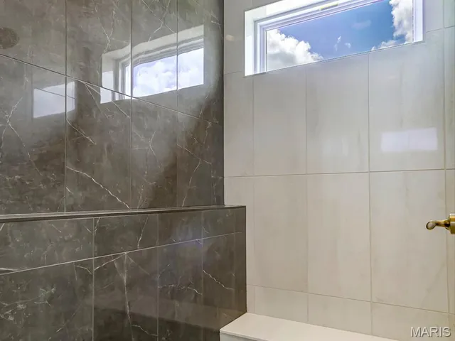 $659,000 | 3019 Mobile Drive, Glen Carbon, IL 62034