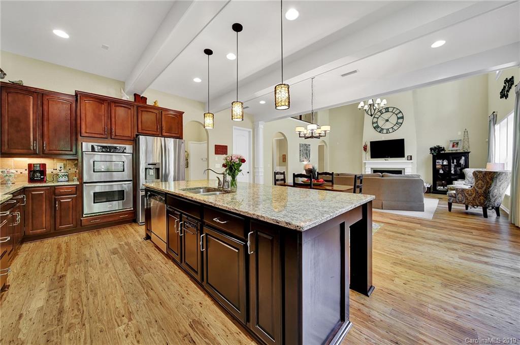 1124 Angelica Lane Tega Cay, SC 29708 - Photo 18 of 43 Gallery Image 18