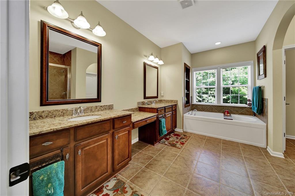 1124 Angelica Lane Tega Cay, SC 29708 - Photo 26 of 43 Gallery Image 26