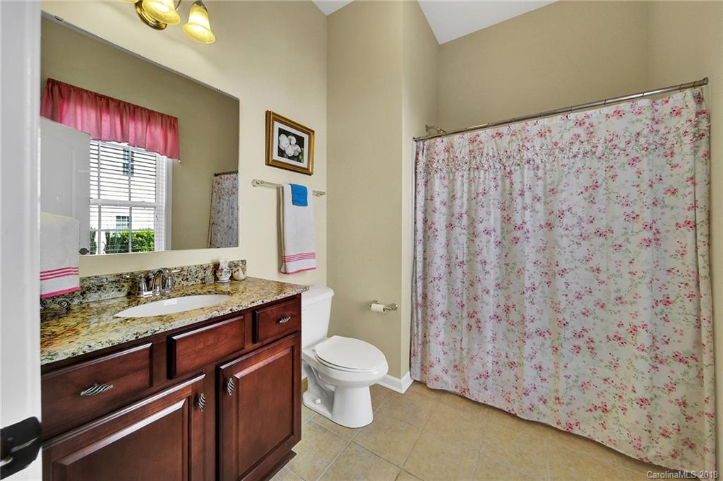 1124 Angelica Lane Tega Cay, SC 29708 - Photo 10 of 43 Gallery Image 10