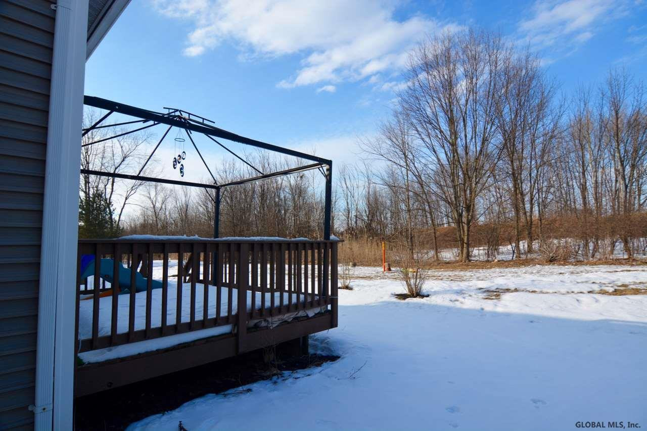 98 Harvard Road Colonie, NY 12189 - Photo 43 of 46 Photo 44