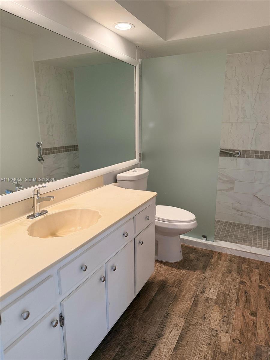 14729 Southwest 53rd Terrace Miami, FL 33185 - Photo 13 of 39