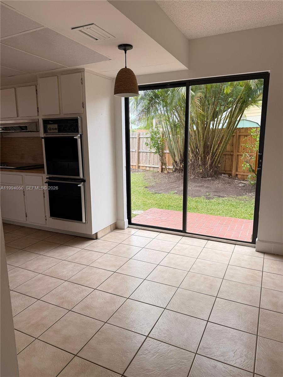 14729 Southwest 53rd Terrace Miami, FL 33185 - Photo 15 of 39