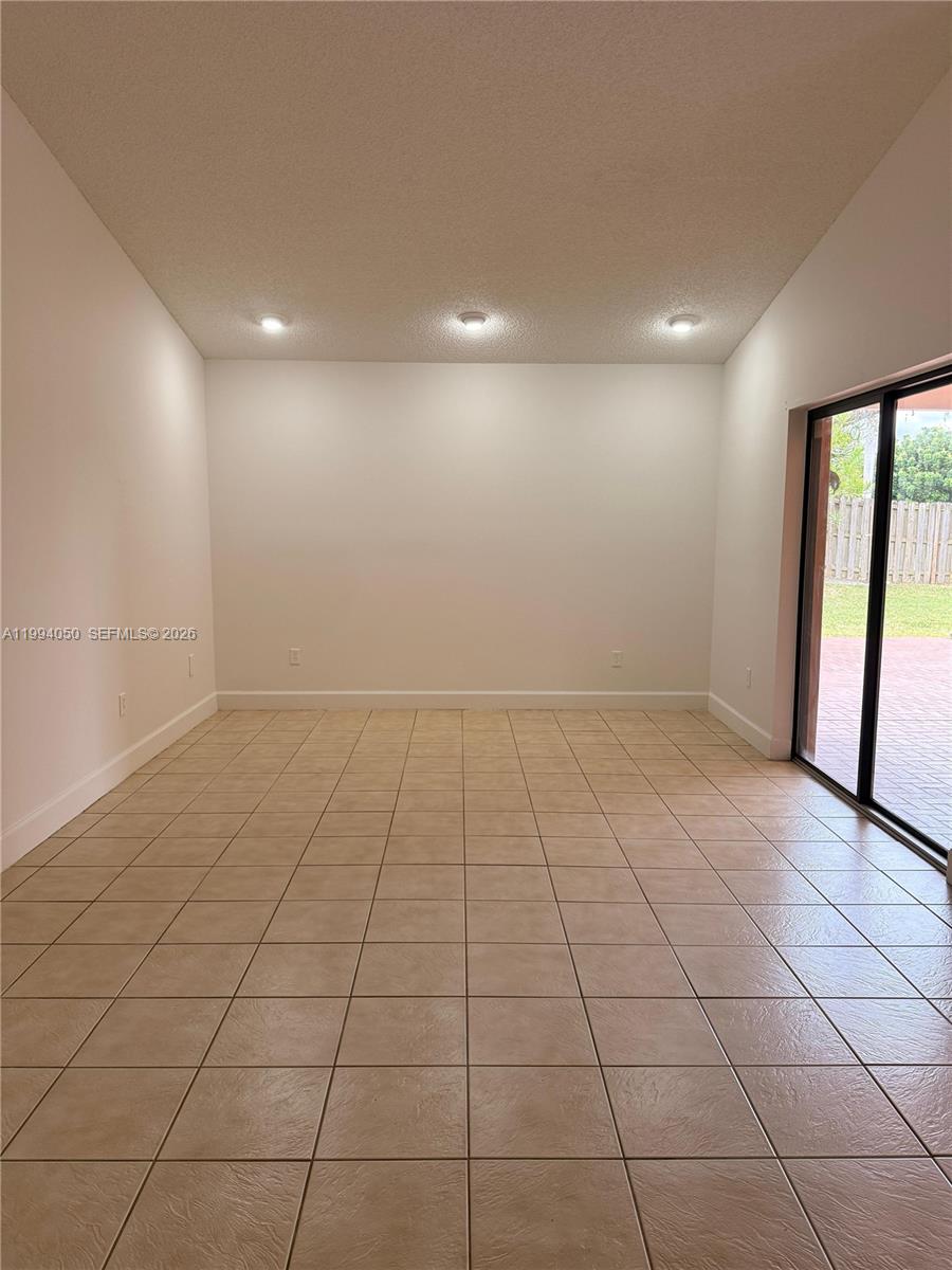 14729 Southwest 53rd Terrace Miami, FL 33185 - Photo 3 of 39