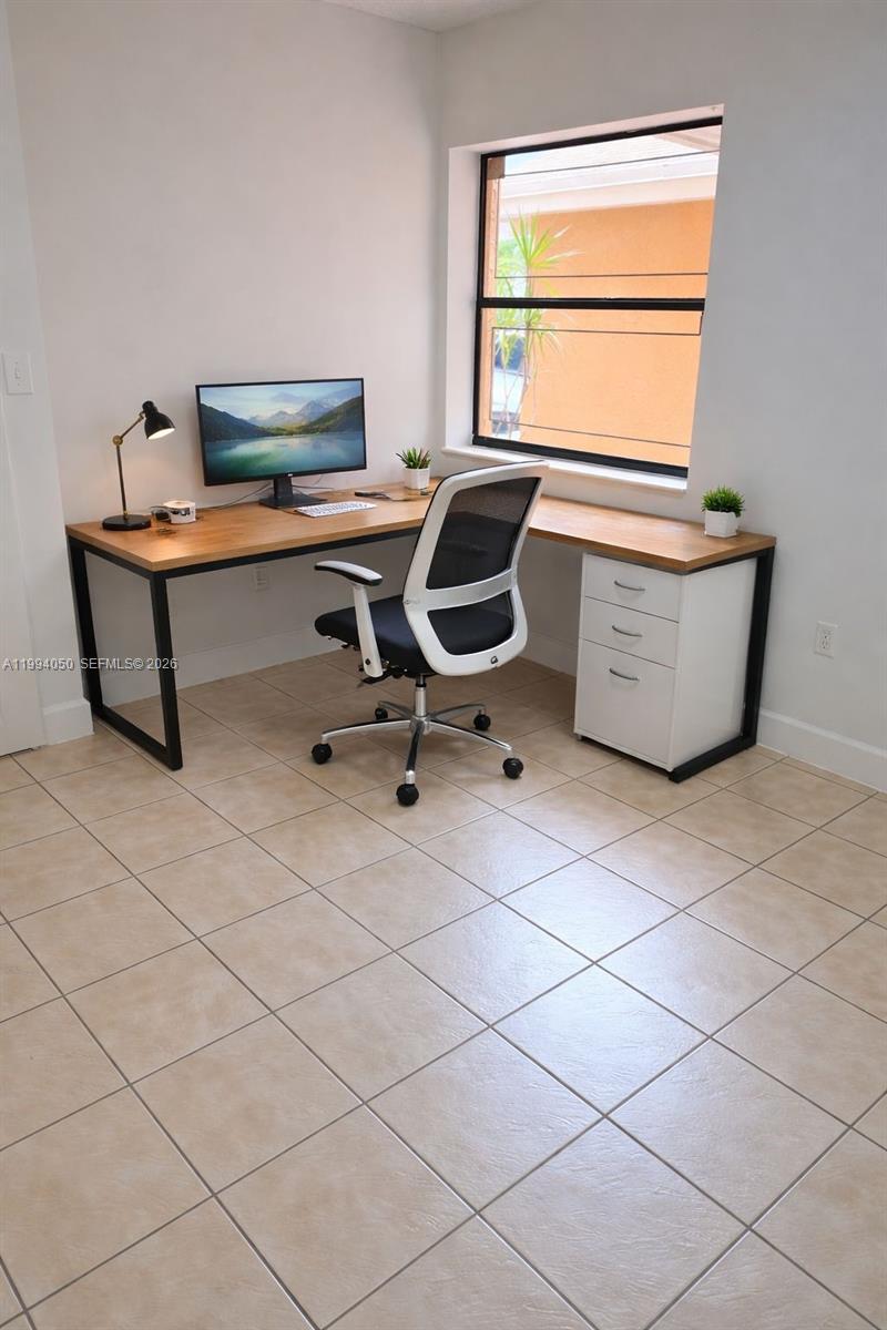 14729 Southwest 53rd Terrace Miami, FL 33185 - Photo 32 of 39