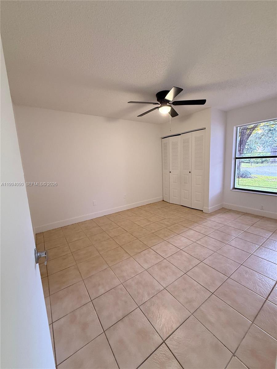 14729 Southwest 53rd Terrace Miami, FL 33185 - Photo 10 of 39