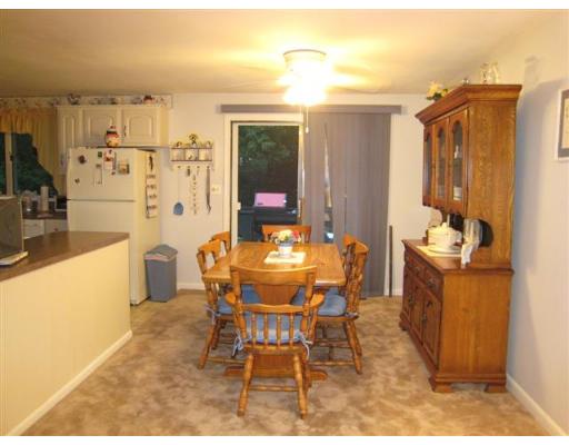 22 Heritage Road Billerica, MA 01821 - Photo 4 of 8 Gallery Image 4