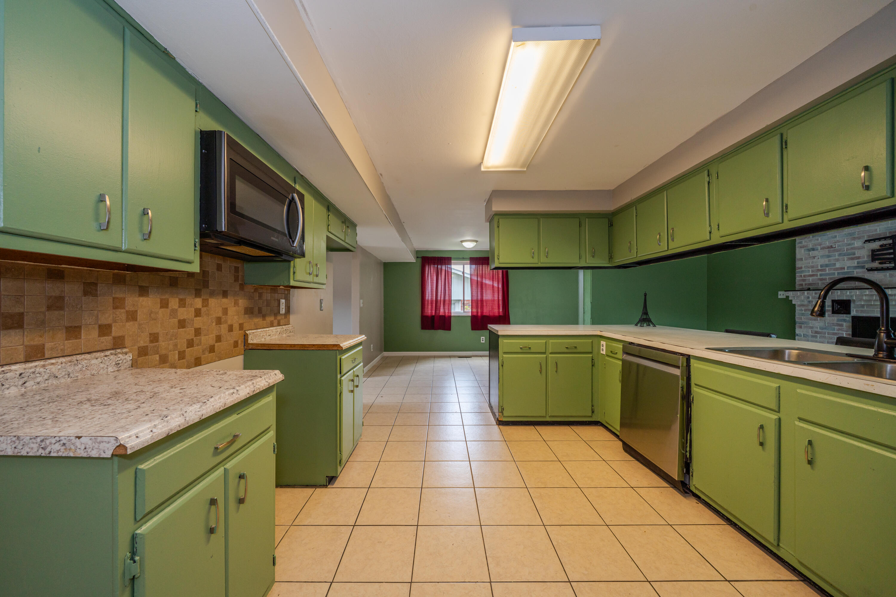4931 Longford Road Dayton, OH 45424 - Photo 11 of 53