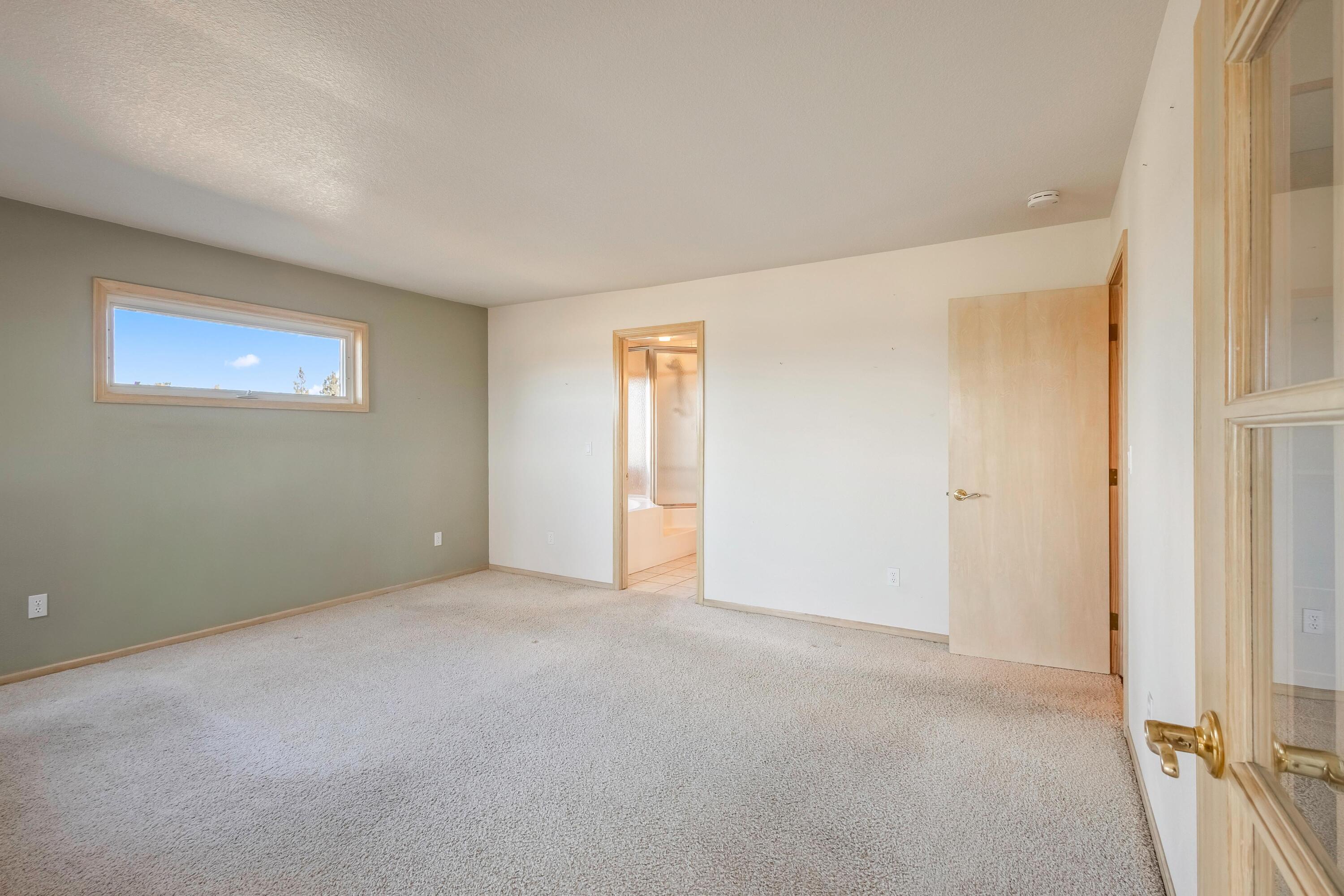 1164 Southwest Parrish Lane Powell Butte, OR 97753 - Photo 23 of 54 19