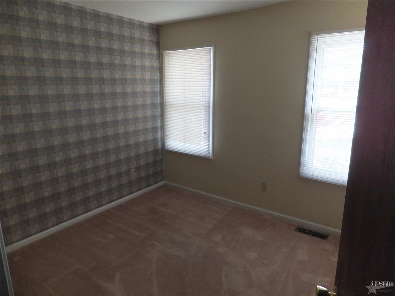 524 Mariners Ridge Court Fort Wayne, IN 46819 - Photo 12 of 18