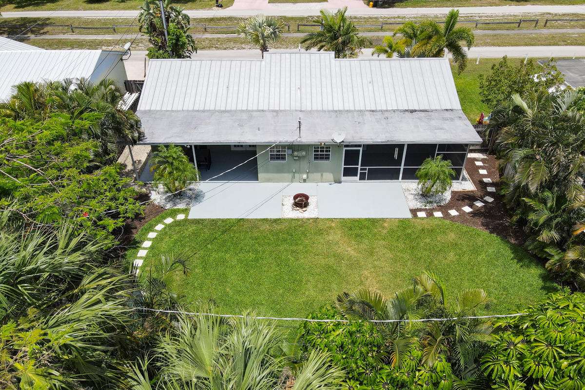 4546 Southeast Azimuth Way Stuart, FL 34997 - Photo 23 of 39 DJI_0027