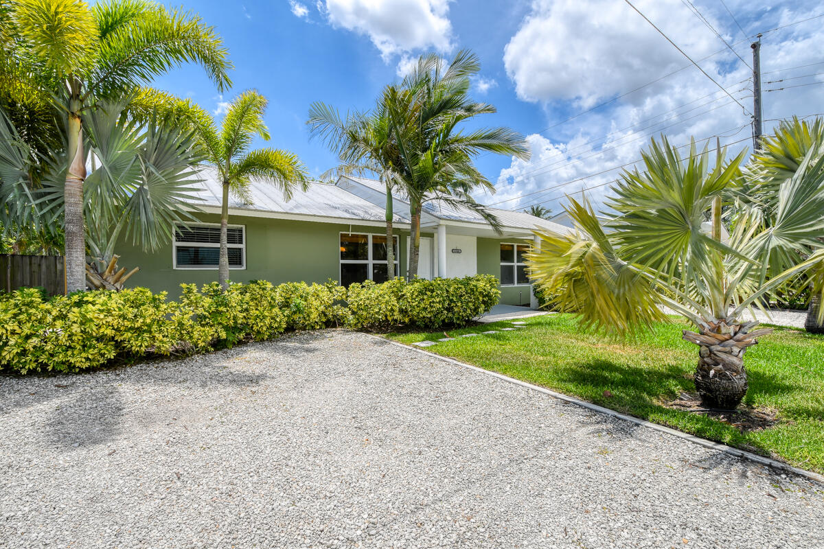 4546 Southeast Azimuth Way Stuart, FL 34997 - Photo 27 of 39 DSC_8701