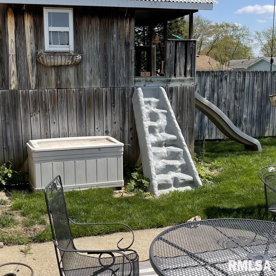 2432 Stokebridge Road Springfield, IL 62702 - Photo 31 of 33