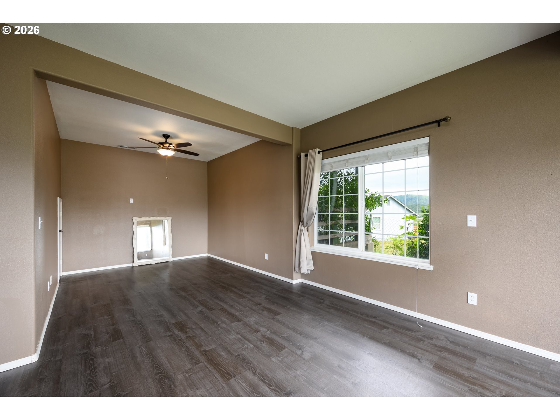 208 Jamie Loop Roseburg, OR 97471 - Photo 41 of 47
