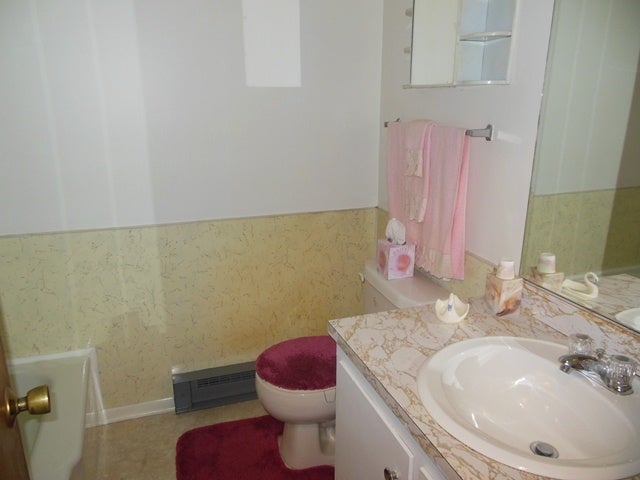 Reynolds Subdivision Road Frankford, WV 24938 - Photo 32 of 50 Bathroom