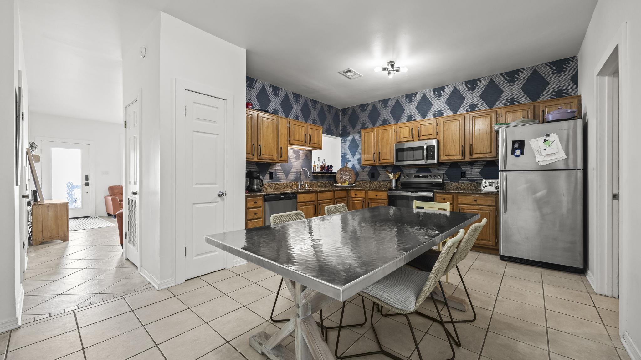 26063 Canal Road, Unit 2F Orange Beach, AL 36561 - Photo 27 of 36 Kitchen