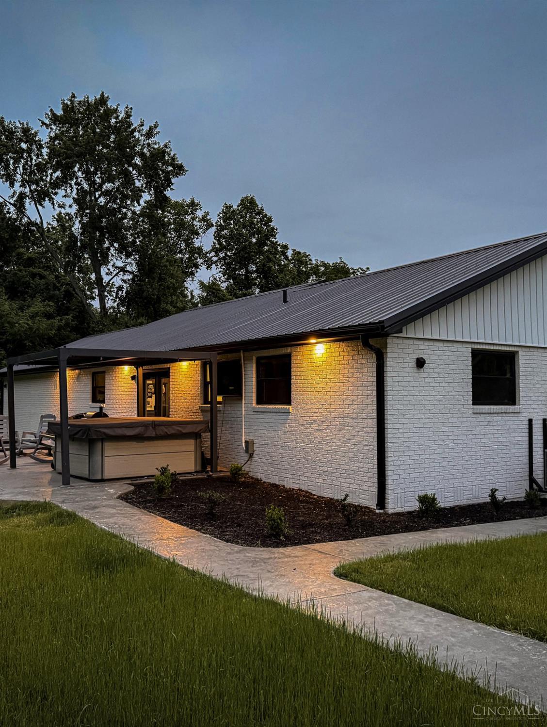 2278 Snyder Road Batavia, OH 45103 - Photo 3 of 54