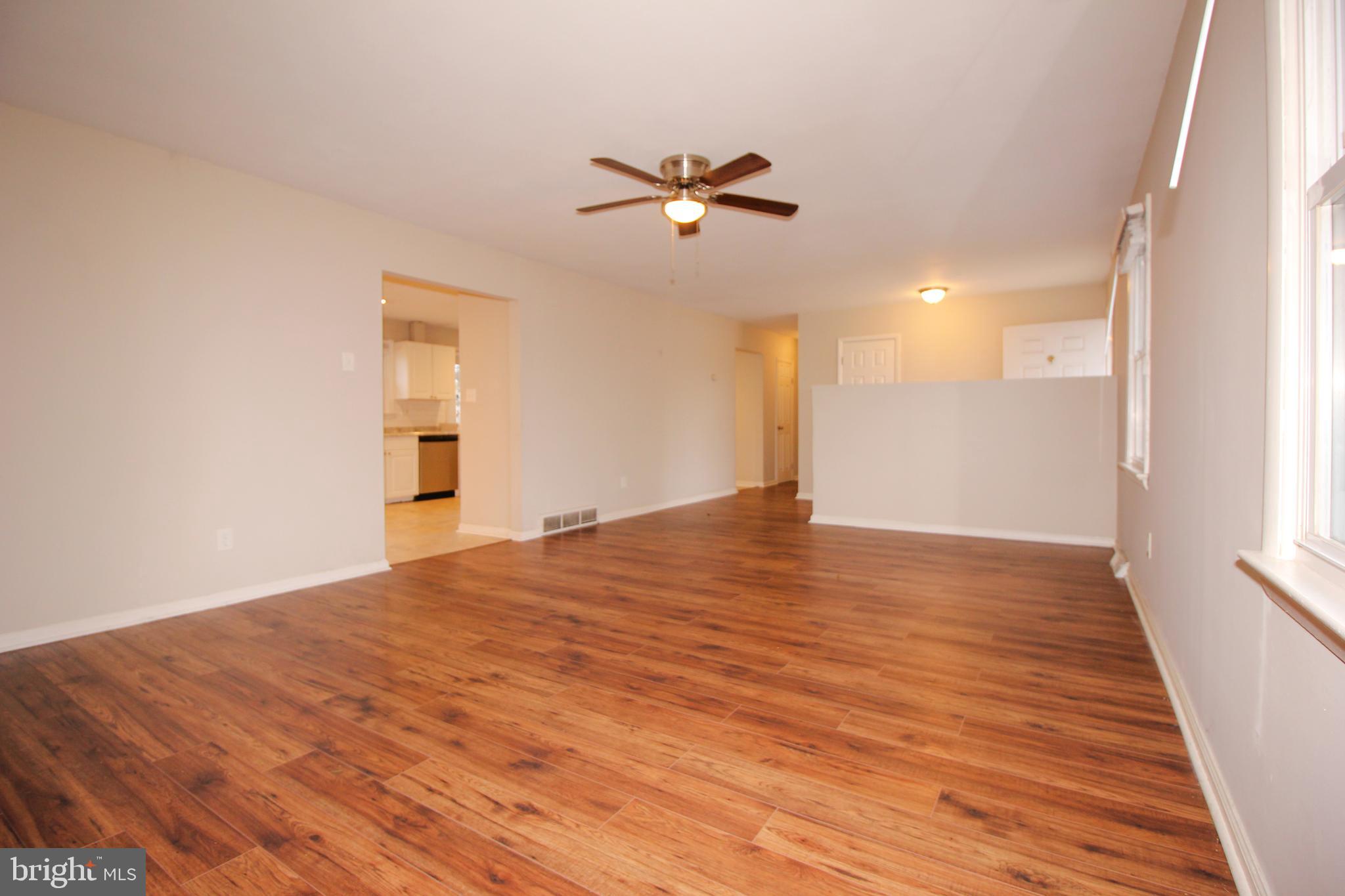 687 Eayrestown Road Lumberton, NJ 08048 - Photo 5 of 28 Gallery Image 5