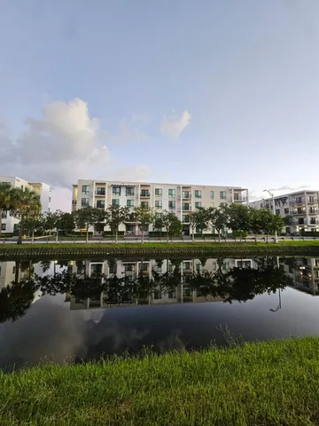 $559,000 | 8301 Northwest 41st Street, Unit B402, Doral, FL 33178