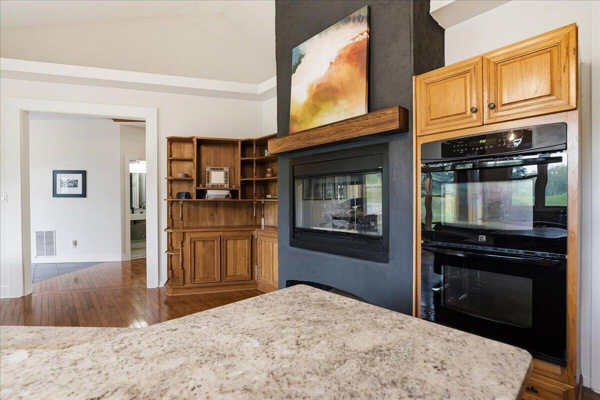 718 North Old Suman Road Valparaiso, IN 46383 - Photo 11 of 56 1200x800