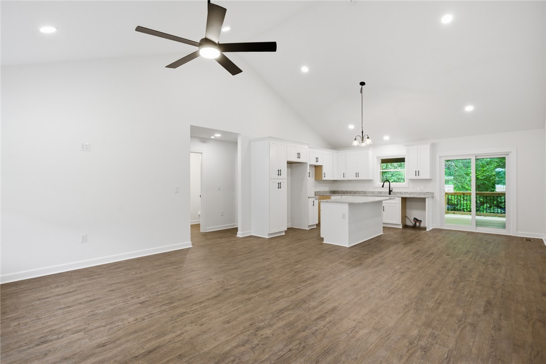 209 Castlebrook Drive Walhalla, SC 29691 - Photo 9 of 28