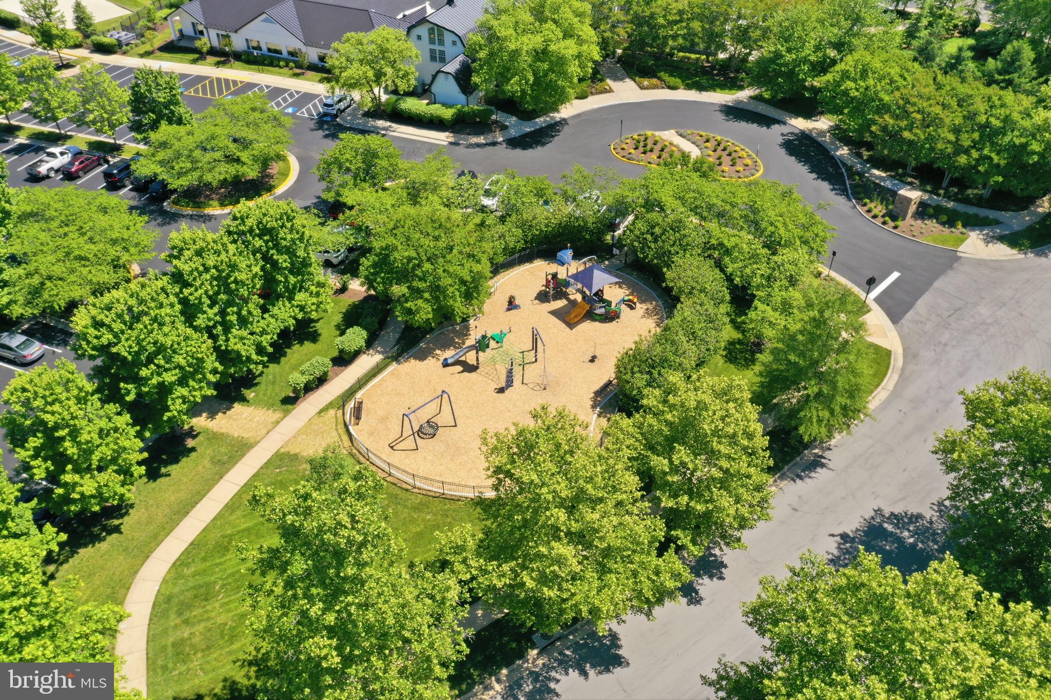 18856 Ridgeback Court Leesburg, VA 20176 - Photo 21 of 29 5 tot lots throughout the community