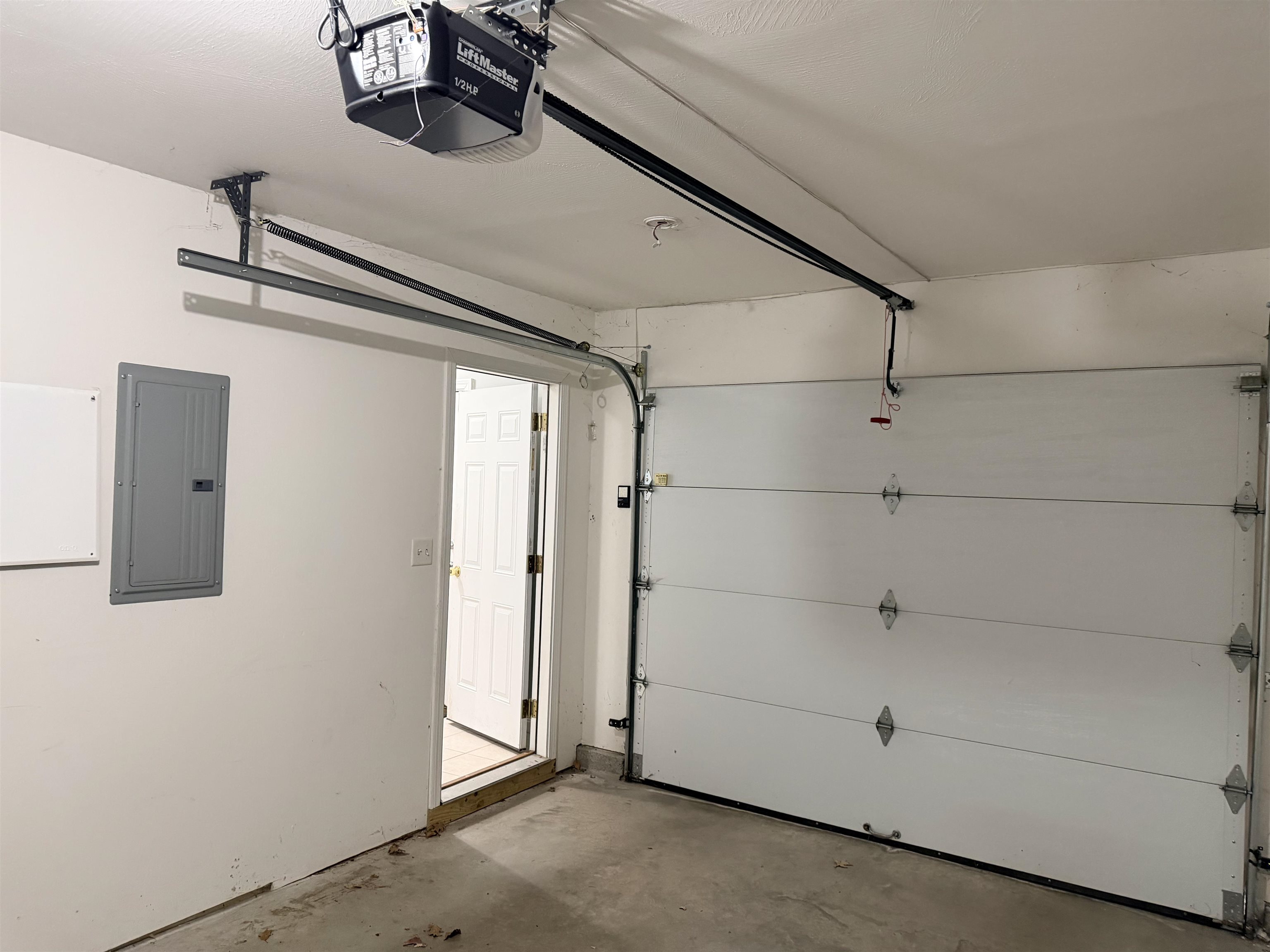 138 Exeter Road, Unit 11 Epping, NH 03042 - Photo 11 of 17