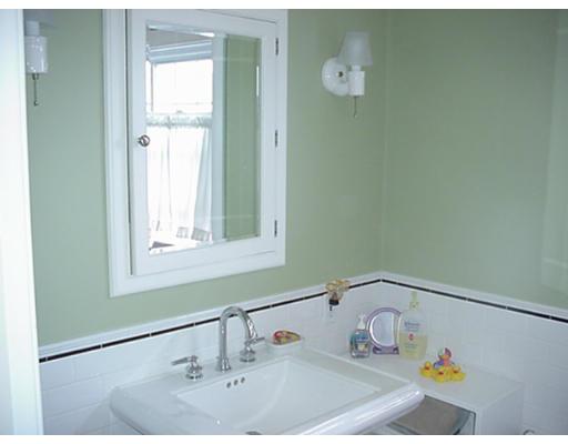 43 Merrill Road Watertown, MA 02472 - Photo 12 of 15