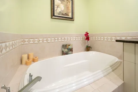 $1,250,100 | 78-6833 Alii Drive, Unit I3, Kailua-Kona, HI 96740