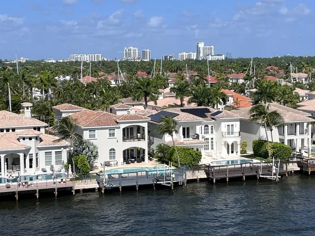 $550,000 | 1500 South Ocean Drive, Unit A8, Hollywood, FL 33019