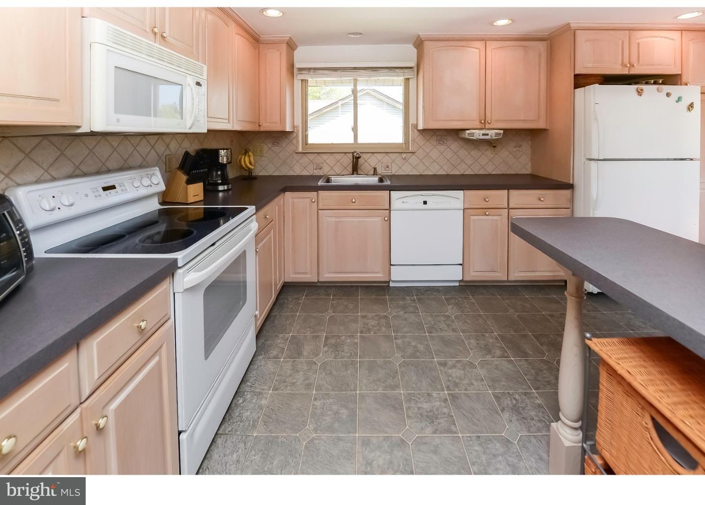 4 Pelham Road Marlton, NJ 08053 - Photo 9 of 25