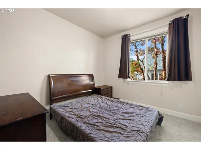 $584,990 | 15325 Southeast Knapp Drive, Portland, OR 97236