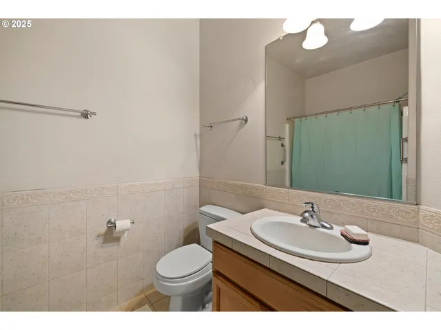 $584,990 | 15325 Southeast Knapp Drive, Portland, OR 97236